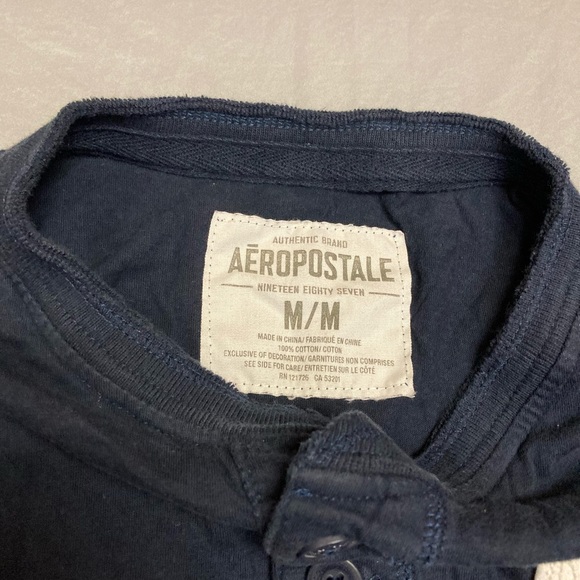 ☀️ Aeropostale Vintage Tee with Patchwork on Front - Picture 2 of 2